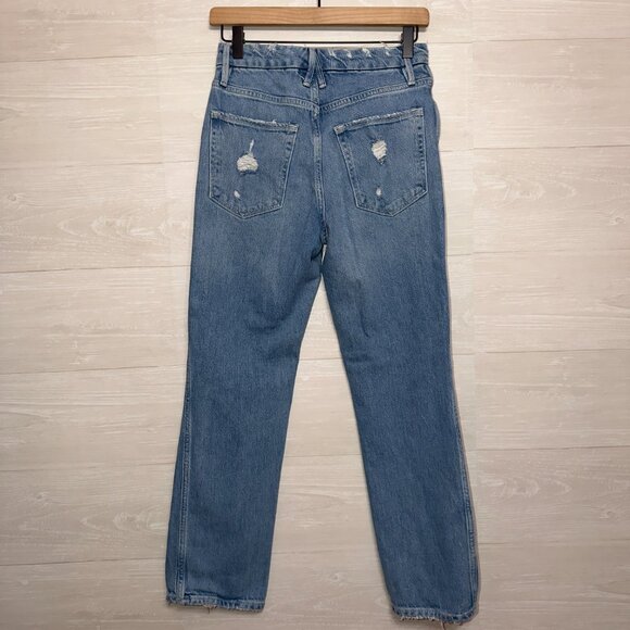 Good American Distressed Straight Leg Jeans Size 2/26 Medium Wash Denim - Picture 7 of 7